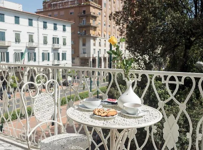 Residenza Viani Guest House