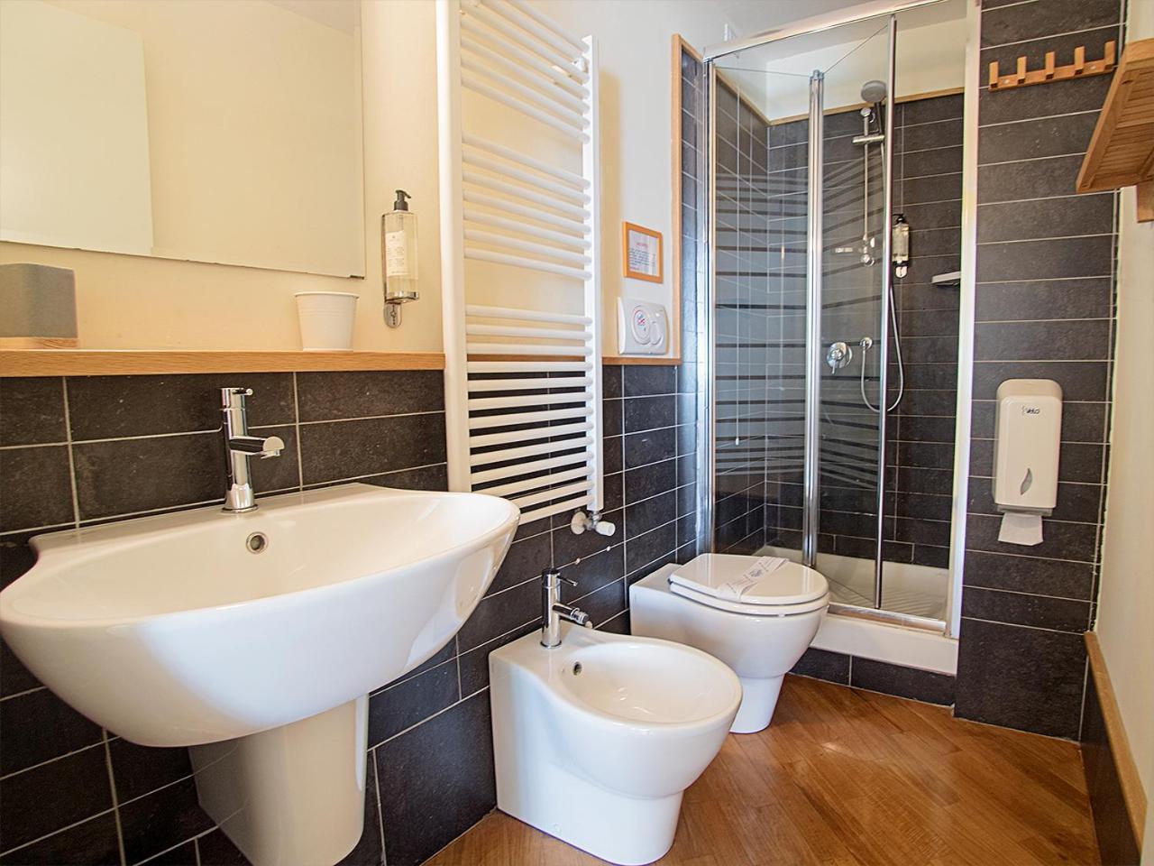 Residenza Viani Affittacamere 2*